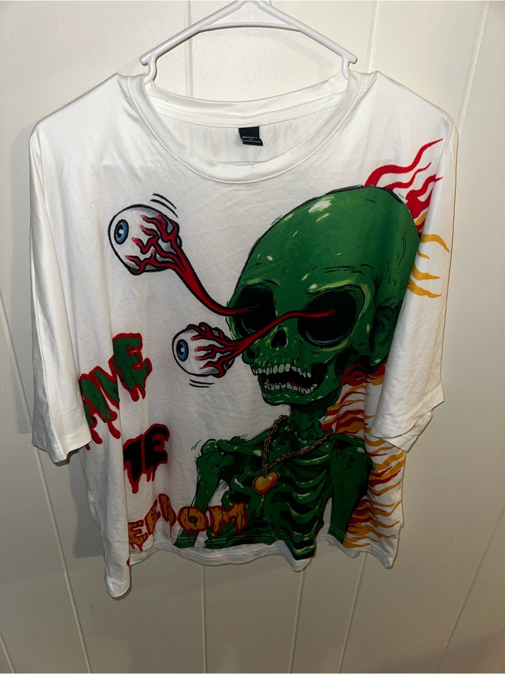 Graphic Green Skull Eyeball Tee - White